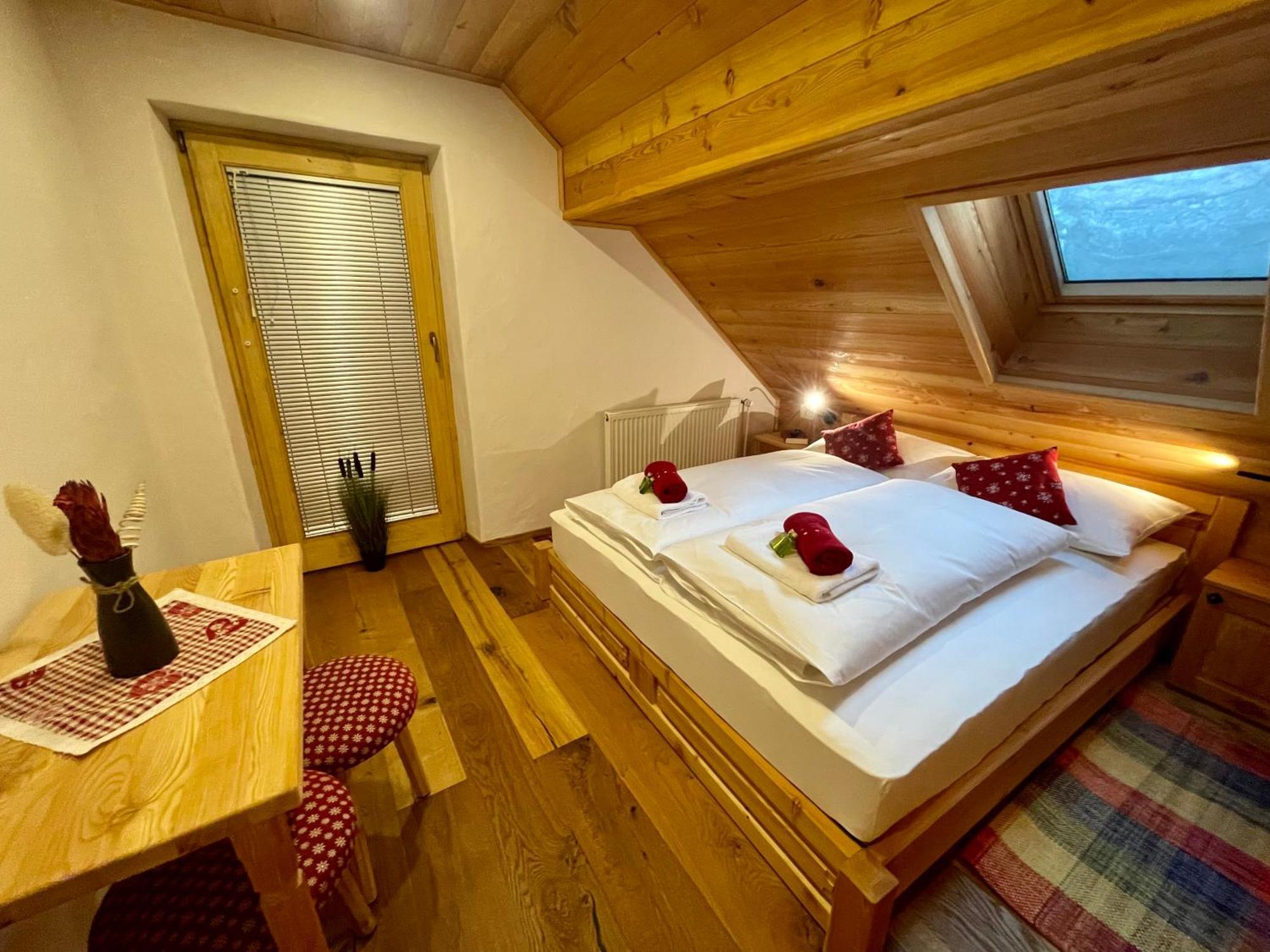Hotel Surc Kranjska Gora Kültér fotó