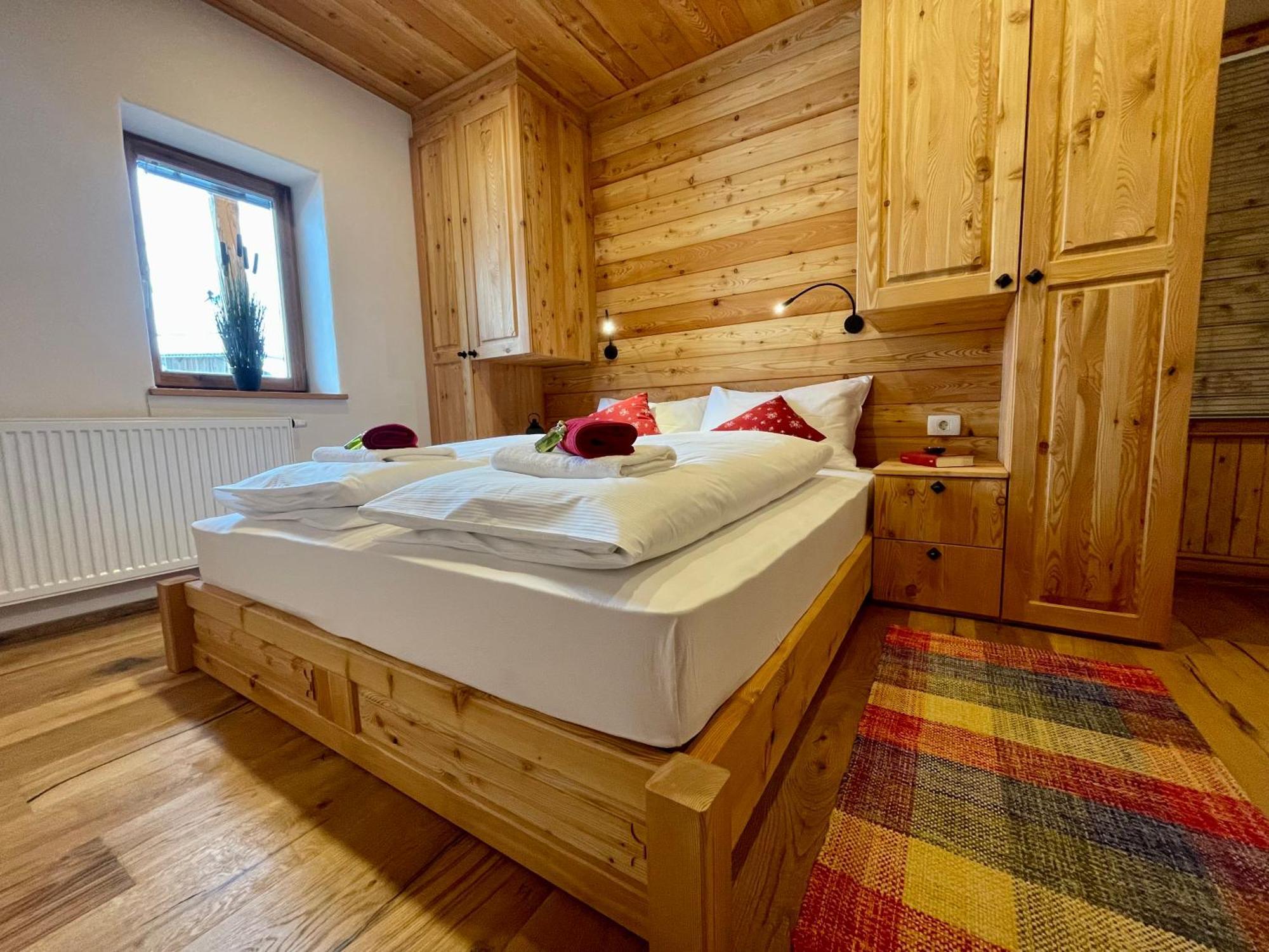 Hotel Surc Kranjska Gora Szoba fotó